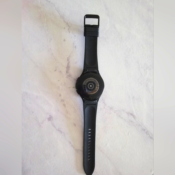 Galaxy Watch4 Classic - Picture 2 of 3